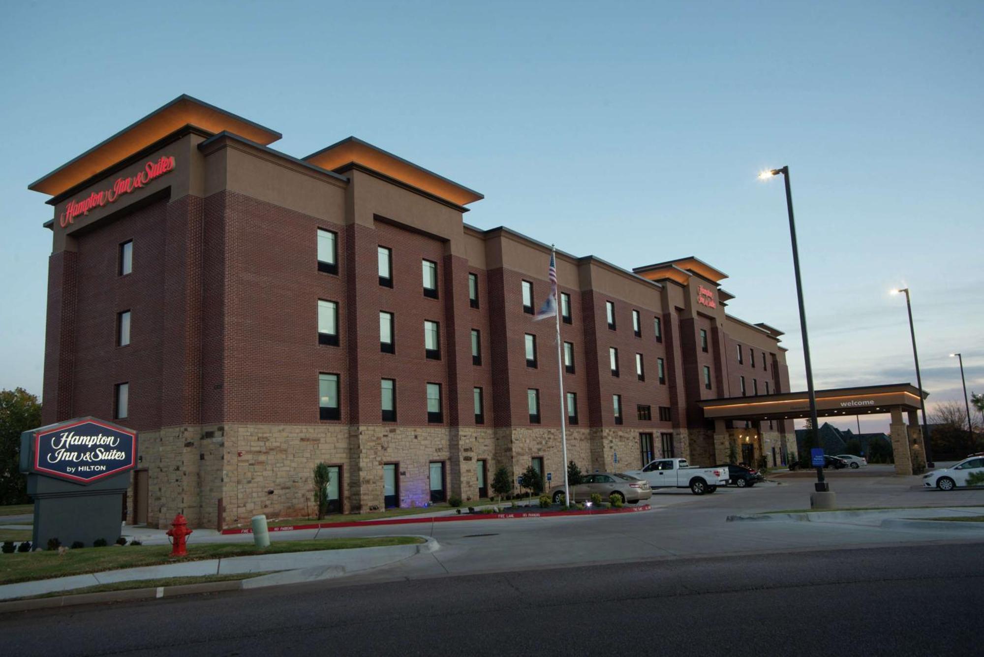 Hampton Inn & Suites Oklahoma City/Quail Springs Экстерьер фото