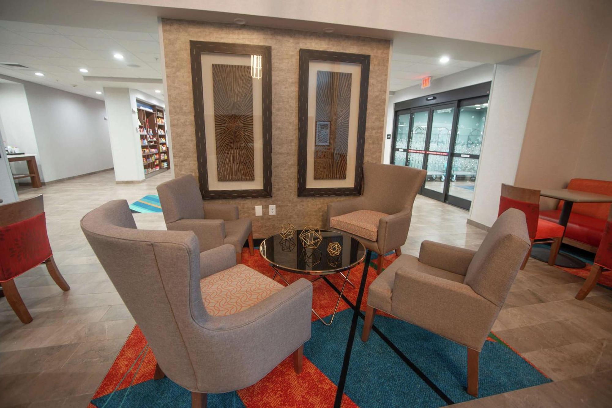 Hampton Inn & Suites Oklahoma City/Quail Springs Экстерьер фото