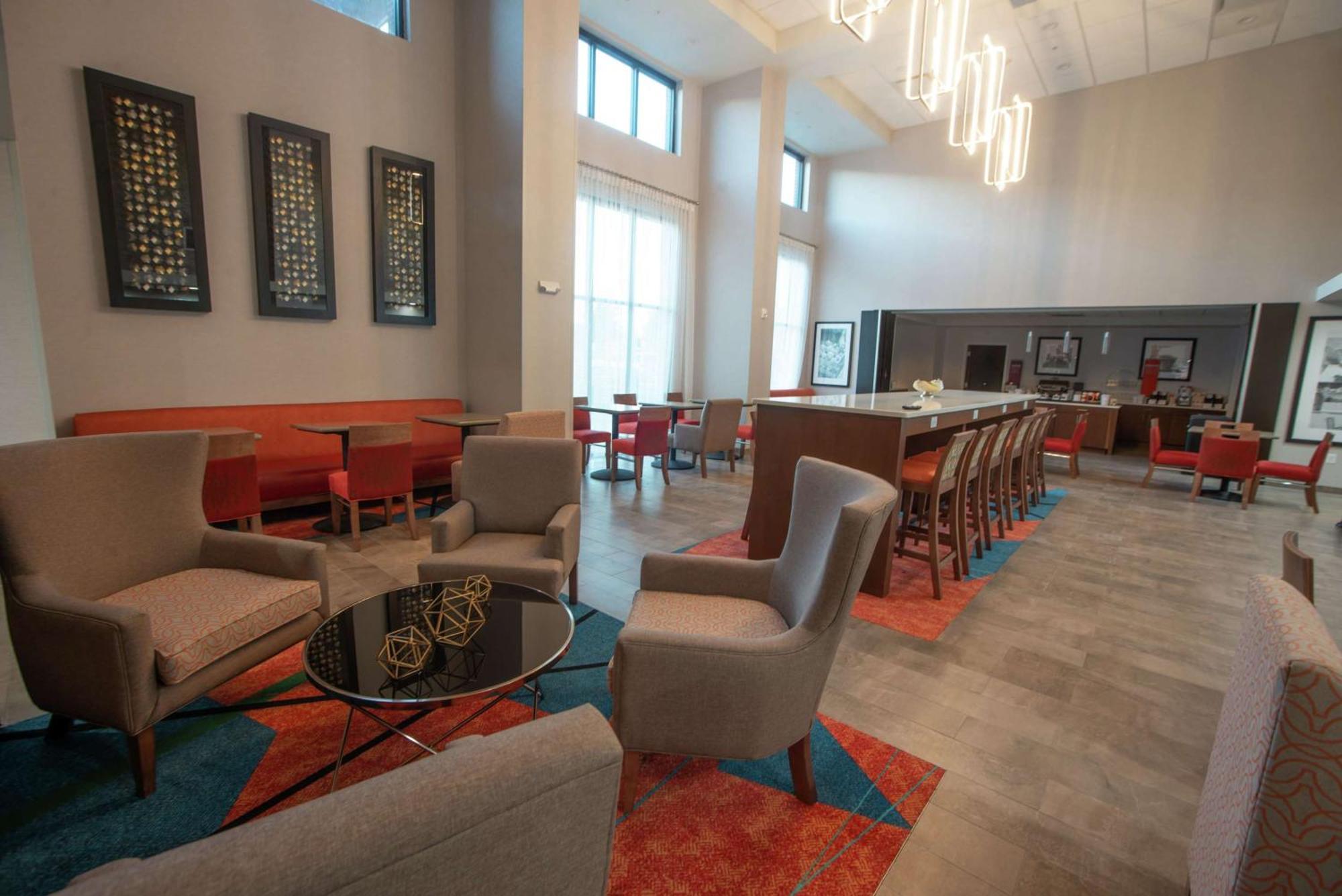 Hampton Inn & Suites Oklahoma City/Quail Springs Экстерьер фото